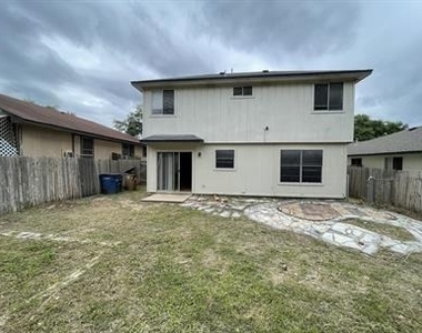 9236 Vigen Cir - Photo Thumbnail 5