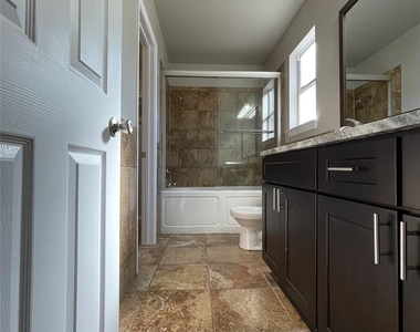 9236 Vigen Cir - Photo Thumbnail 15