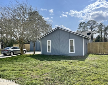 1959 Apopka Drive - Photo Thumbnail 2