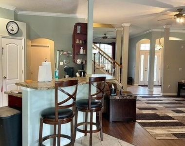 12221 Madison Creek Drive - Photo Thumbnail 8
