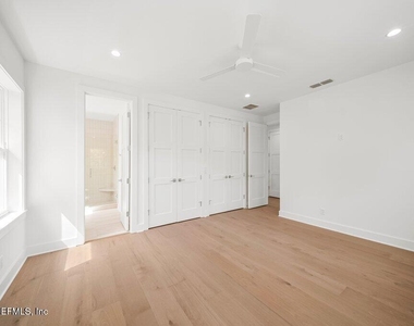 397 Plaza - Photo Thumbnail 32