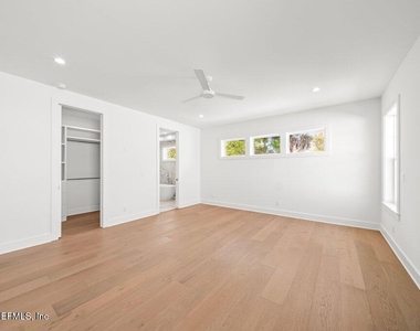 397 Plaza - Photo Thumbnail 23