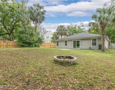 2235 Bayview Road - Photo Thumbnail 34