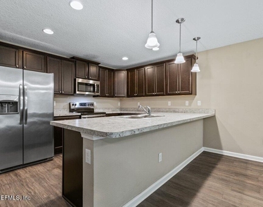 2235 Bayview Road - Photo Thumbnail 6