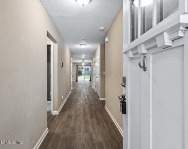 2235 Bayview Road - Photo Thumbnail 3