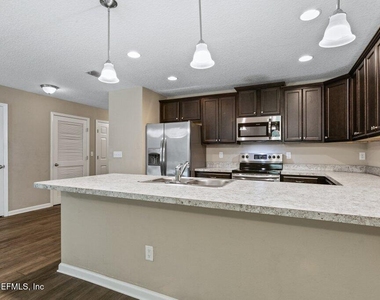 2235 Bayview Road - Photo Thumbnail 9