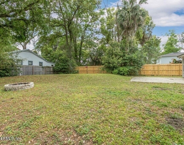 2235 Bayview Road - Photo Thumbnail 33