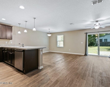 2235 Bayview Road - Photo Thumbnail 5