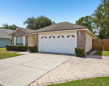 1219 Stern Way - Photo Thumbnail 2