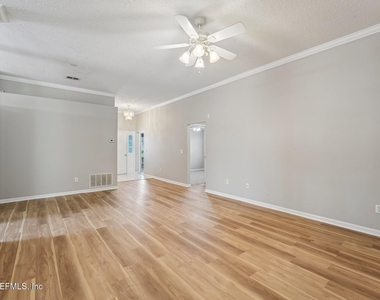 1219 Stern Way - Photo Thumbnail 5