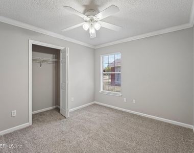 1219 Stern Way - Photo Thumbnail 17