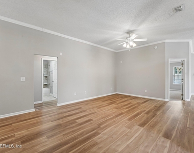 1219 Stern Way - Photo Thumbnail 6