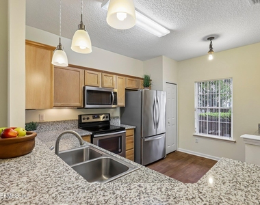 2426 Old Pine Trail - Photo Thumbnail 13