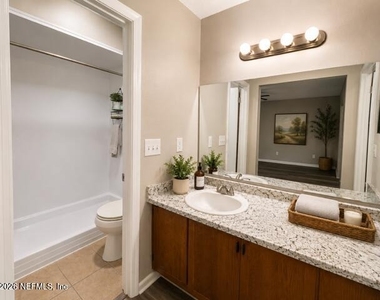 5553 Greatpine Lane S - Photo Thumbnail 16
