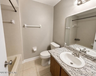 5553 Greatpine Lane S - Photo Thumbnail 11