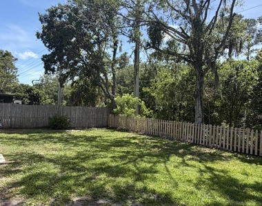 7 Cobia Street - Photo Thumbnail 4