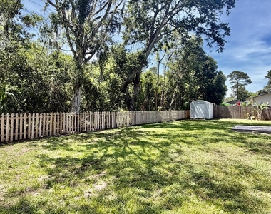 7 Cobia Street - Photo Thumbnail 11
