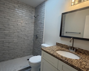 7 Cobia Street - Photo Thumbnail 3