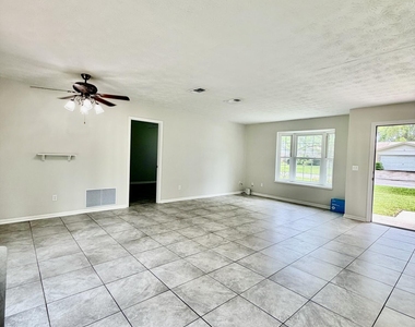 7 Cobia Street - Photo Thumbnail 8
