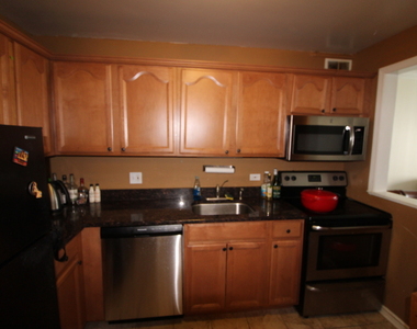 474 N Lake Shore Drive - Photo Thumbnail 4