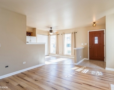 2423 Durango Lane - Photo Thumbnail 2