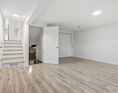 1019 Kim Place - Photo Thumbnail 15