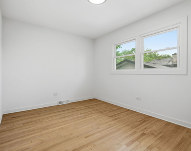 1019 Kim Place - Photo Thumbnail 10