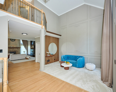 26300 W Chatham Drive - Photo Thumbnail 12