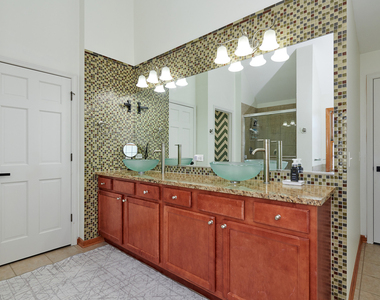 26300 W Chatham Drive - Photo Thumbnail 26