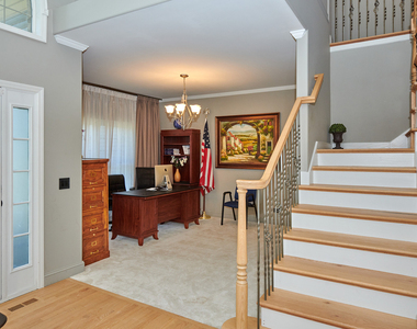 26300 W Chatham Drive - Photo Thumbnail 7