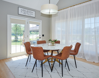 26300 W Chatham Drive - Photo Thumbnail 5