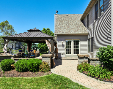 26300 W Chatham Drive - Photo Thumbnail 44
