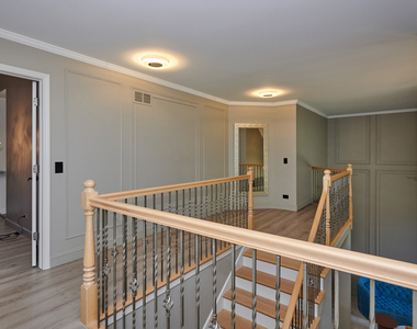 26300 W Chatham Drive - Photo Thumbnail 21