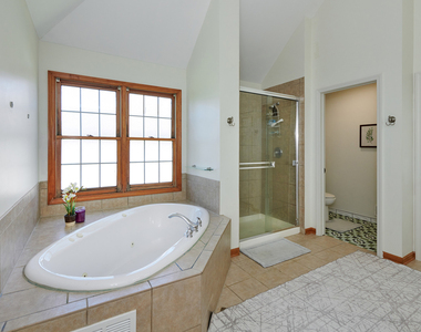 26300 W Chatham Drive - Photo Thumbnail 25