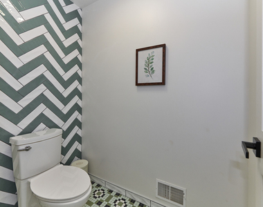 26300 W Chatham Drive - Photo Thumbnail 27