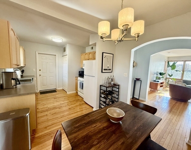 4915 N Wolcott Avenue - Photo Thumbnail 5