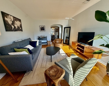 4915 N Wolcott Avenue - Photo Thumbnail 1