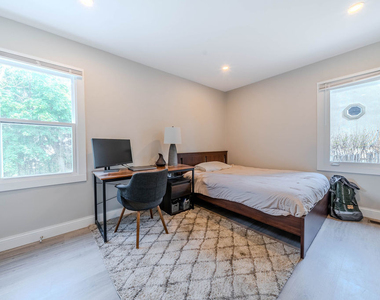 522 N Central Avenue - Photo Thumbnail 6