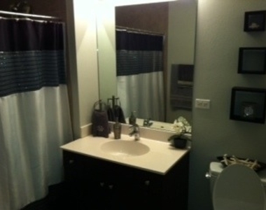 235 W Van Buren Street - Photo Thumbnail 14