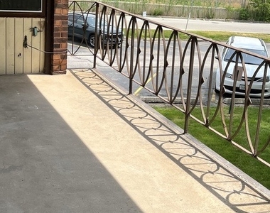 2303 Holiday Terrace Court - Photo Thumbnail 9