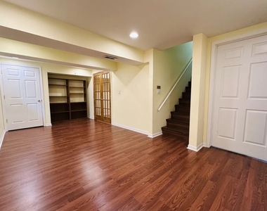 7681 Mendocino Drive - Photo Thumbnail 16