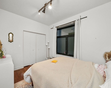 832 W Erie Street - Photo Thumbnail 11