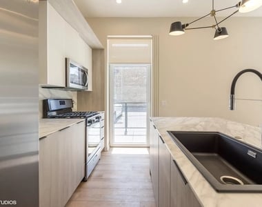 3153 N Tripp Avenue - Photo Thumbnail 14