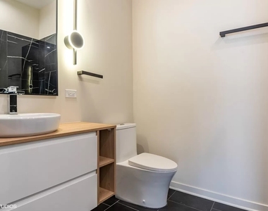 3153 N Tripp Avenue - Photo Thumbnail 20