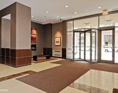 200 N Jefferson Street - Photo Thumbnail 1
