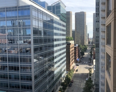 200 N Jefferson Street - Photo Thumbnail 10