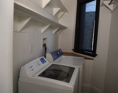 1305 S Spaulding Avenue - Photo Thumbnail 5