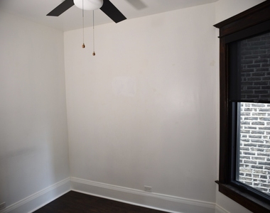 1305 S Spaulding Avenue - Photo Thumbnail 4