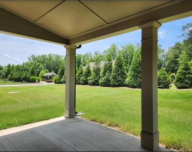 3078 Ivy Crossing Drive - Photo Thumbnail 17