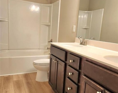 3078 Ivy Crossing Drive - Photo Thumbnail 12